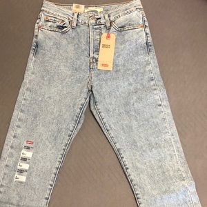 Levi’s Wedgie Skinny Jeans
